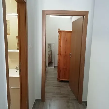 Punta דירה